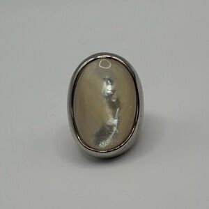 Lia Sophia Silver-Tone Mother-of-Pearl Style Oval Statement Ring Size 7
